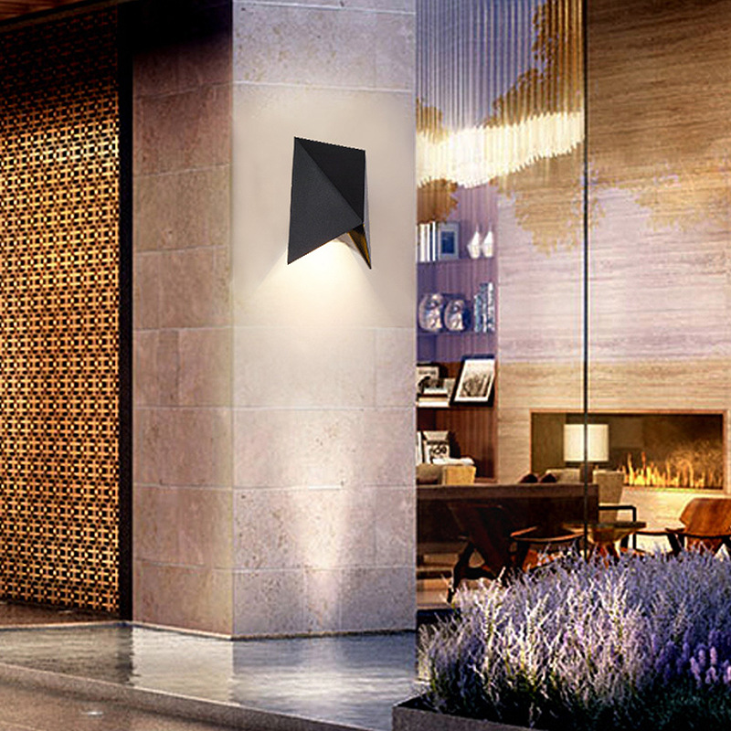 Açık su geçirmez duvar lambası - Decor Lighting Cy incelemesi ve fiyatı